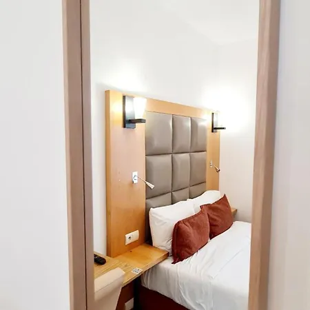 Hotel De France 18 Parigi Esterno foto