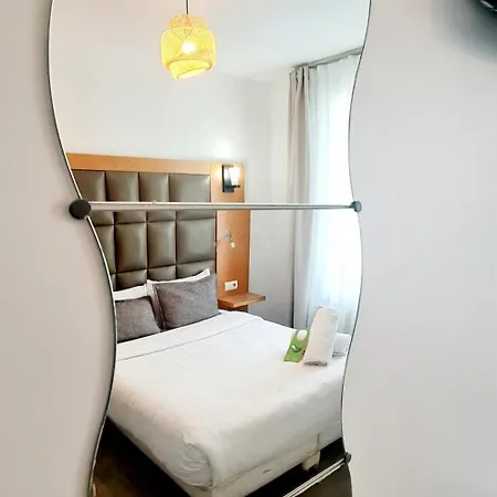 Hotel De France 18 Parigi Esterno foto