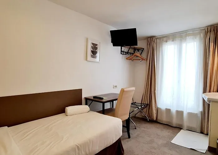 Hotel De France 18